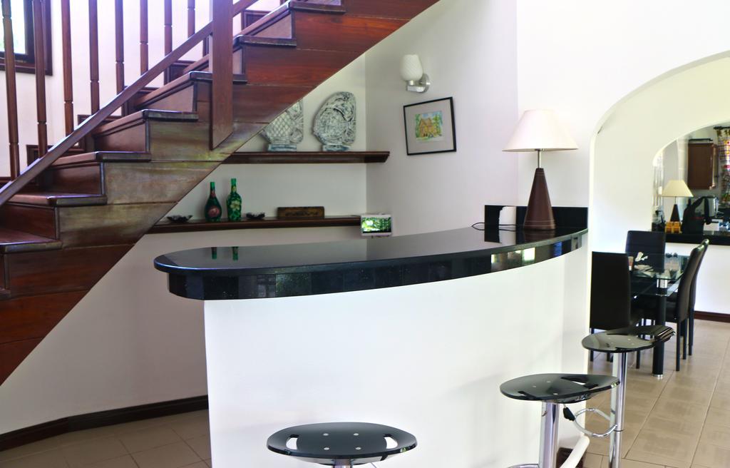 באיה סיינטה אנה Villa Saint Sauveur מראה חיצוני תמונה