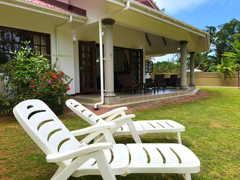 באיה סיינטה אנה Villa Saint Sauveur מראה חיצוני תמונה