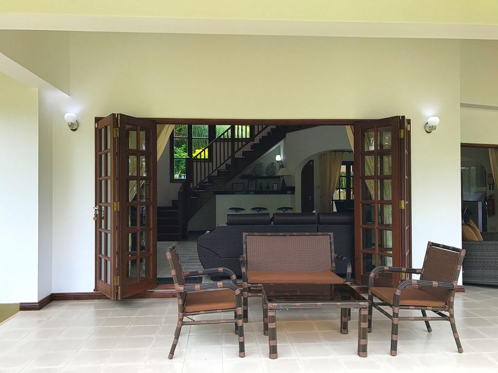 באיה סיינטה אנה Villa Saint Sauveur מראה חיצוני תמונה
